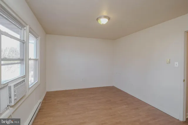 $229,999 | 1330 Monroe Avenue, Front Royal, VA 22630