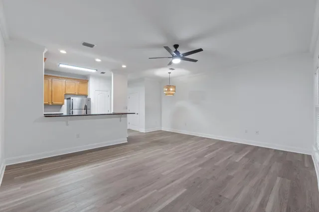 $2,250 | 245 Mattie M Kelly Boulevard, Destin, FL 32541