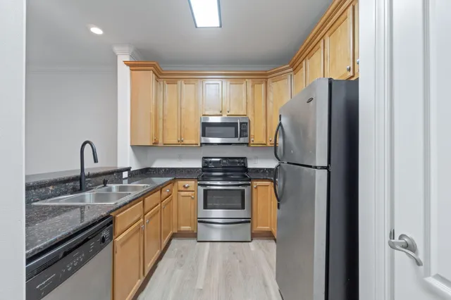 $2,250 | 245 Mattie M Kelly Boulevard, Destin, FL 32541