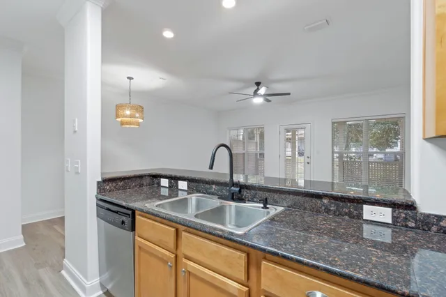 $2,250 | 245 Mattie M Kelly Boulevard, Destin, FL 32541