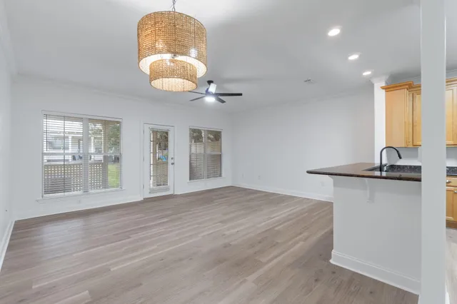 $2,250 | 245 Mattie M Kelly Boulevard, Destin, FL 32541