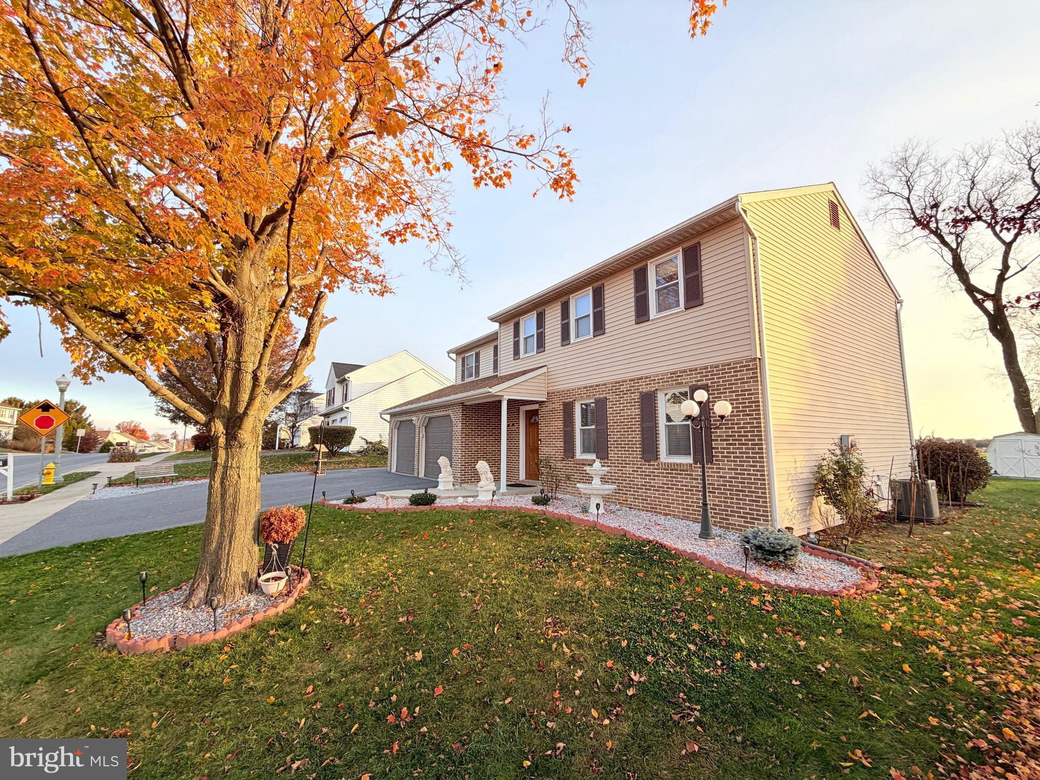 71 Apricot Avenue Leola, PA 17540 - Photo 2 of 30 a front view of a house with a yard