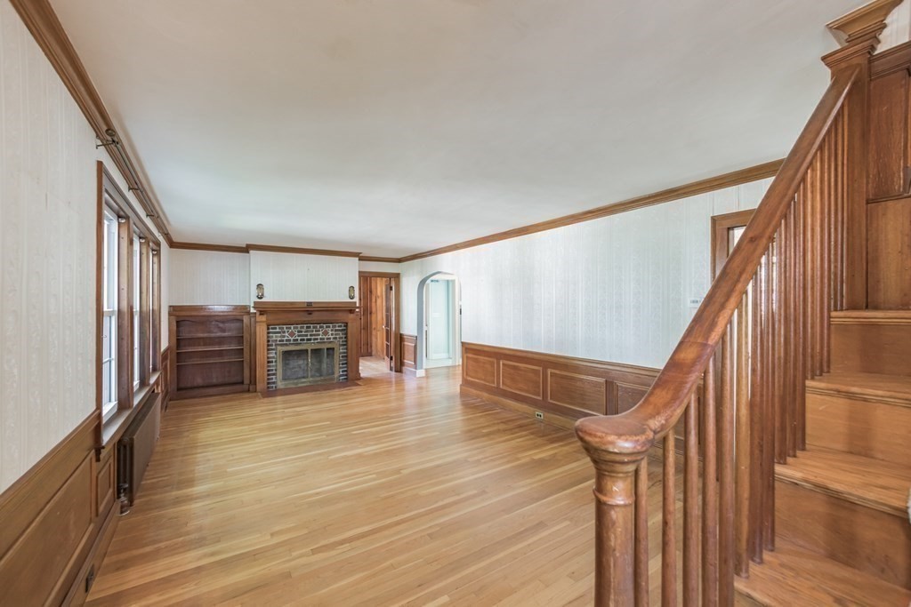 24 Grandview Road Arlington, MA 02476 - Photo 7 of 31