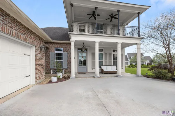 $597,000 | 3755 Club View Court, Zachary, LA 70791