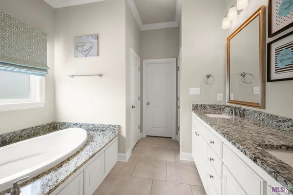 $597,000 | 3755 Club View Court, Zachary, LA 70791