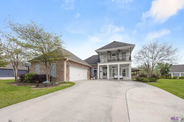 $597,000 | 3755 Club View Court, Zachary, LA 70791