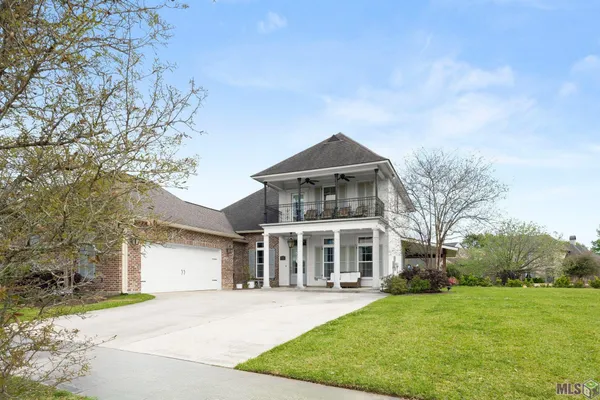$597,000 | 3755 Club View Court, Zachary, LA 70791