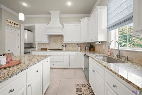 $597,000 | 3755 Club View Court, Zachary, LA 70791