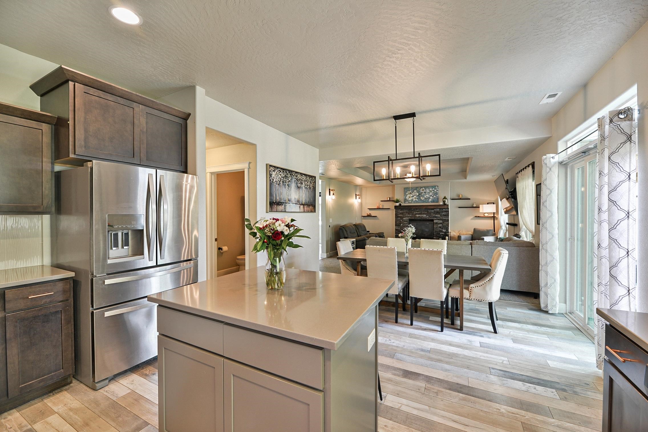 2820 Helens Lane Spokane, WA 99208 - Photo 4 of 44