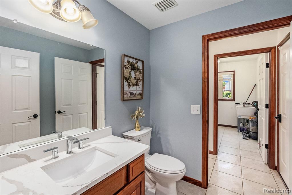 49344 Monte Road Chesterfield, MI 48047 - Photo 13 of 27