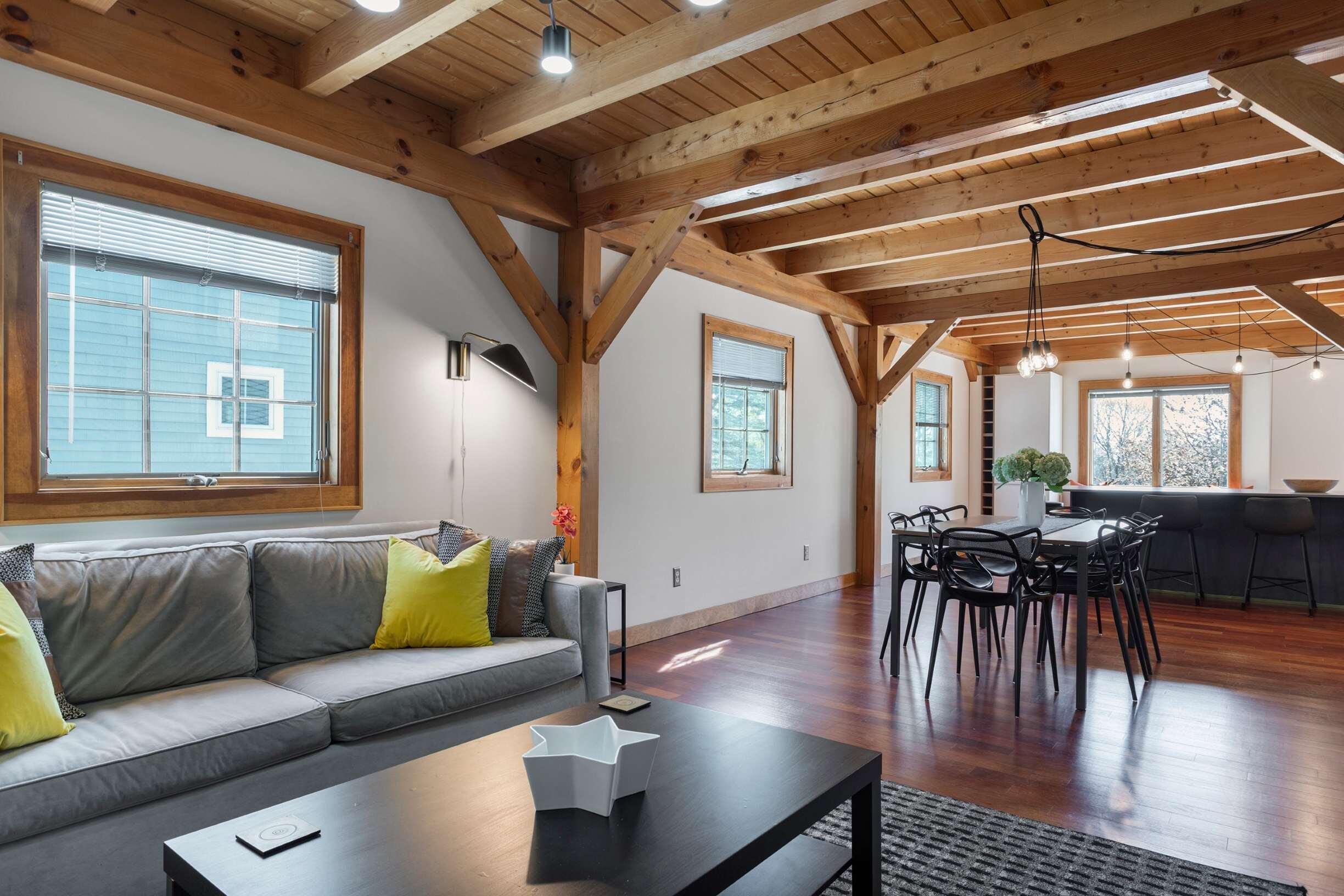 263 Long Sands Road, Unit 2 York, ME 03909 - Photo 18 of 40 Entertaining flow