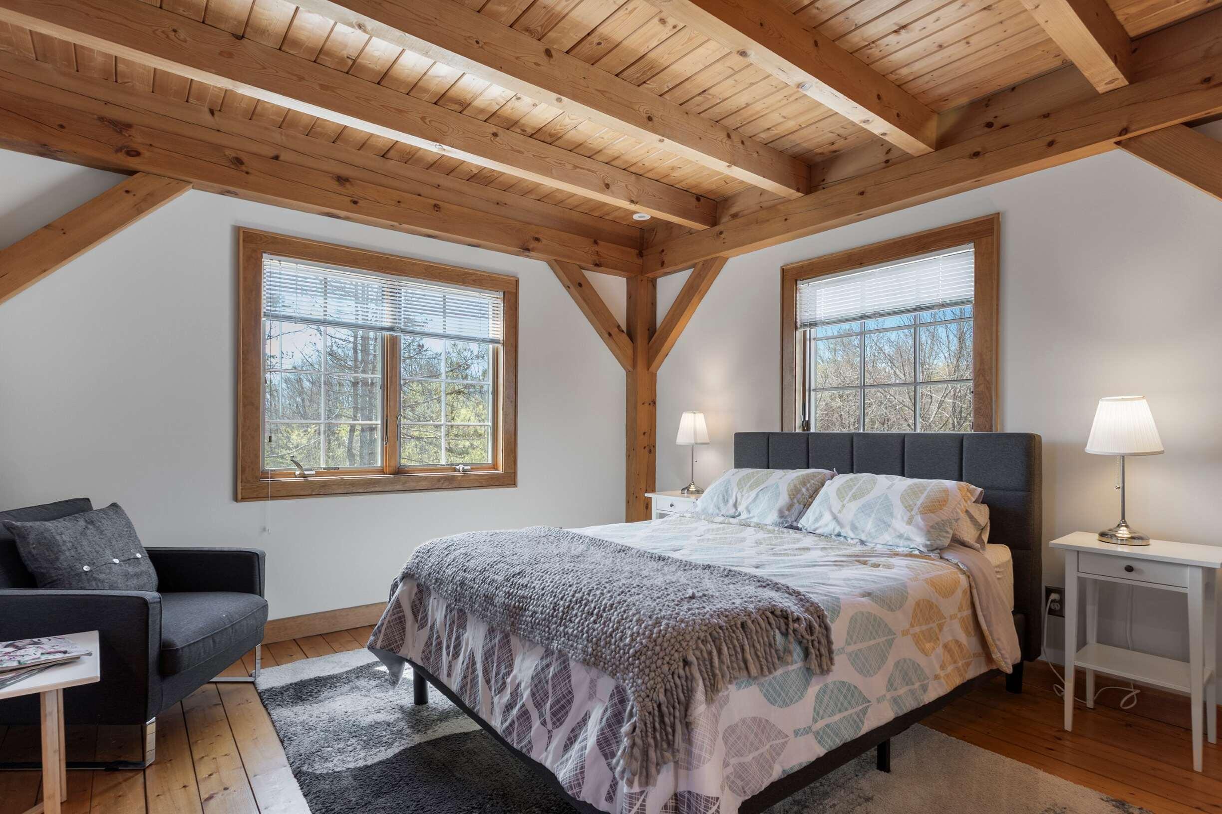 263 Long Sands Road, Unit 2 York, ME 03909 - Photo 27 of 40 Guest Room