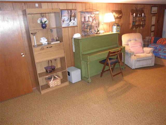 2252 Robin Road Washington, IL 61571 - Photo 12 of 12 Gallery Image 12