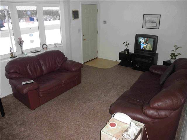 2252 Robin Road Washington, IL 61571 - Photo 7 of 12 Gallery Image 7