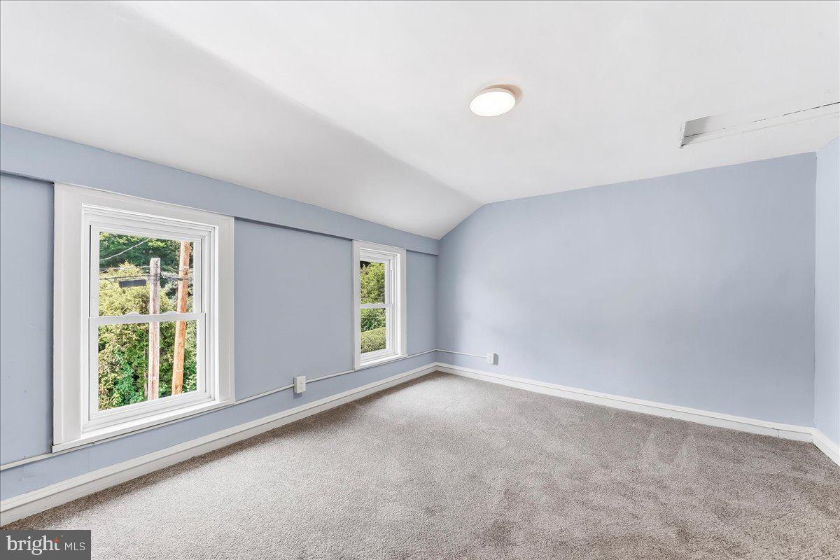 1007 Livingston Road Phoenixville, PA 19460 - Photo 18 of 30