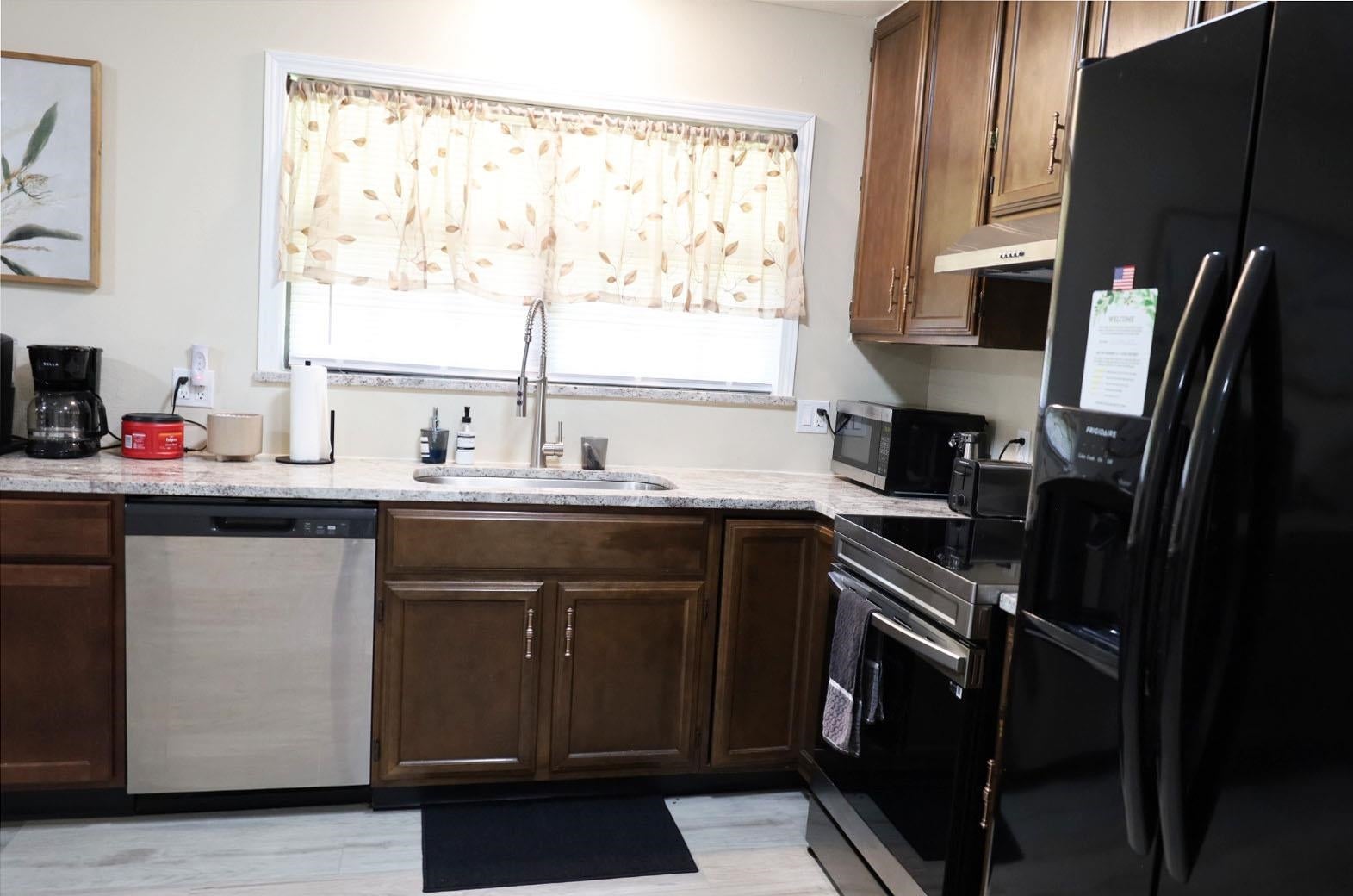 325 Roma Road Waskom, TX 75692 - Photo 11 of 40 Gallery Image 11