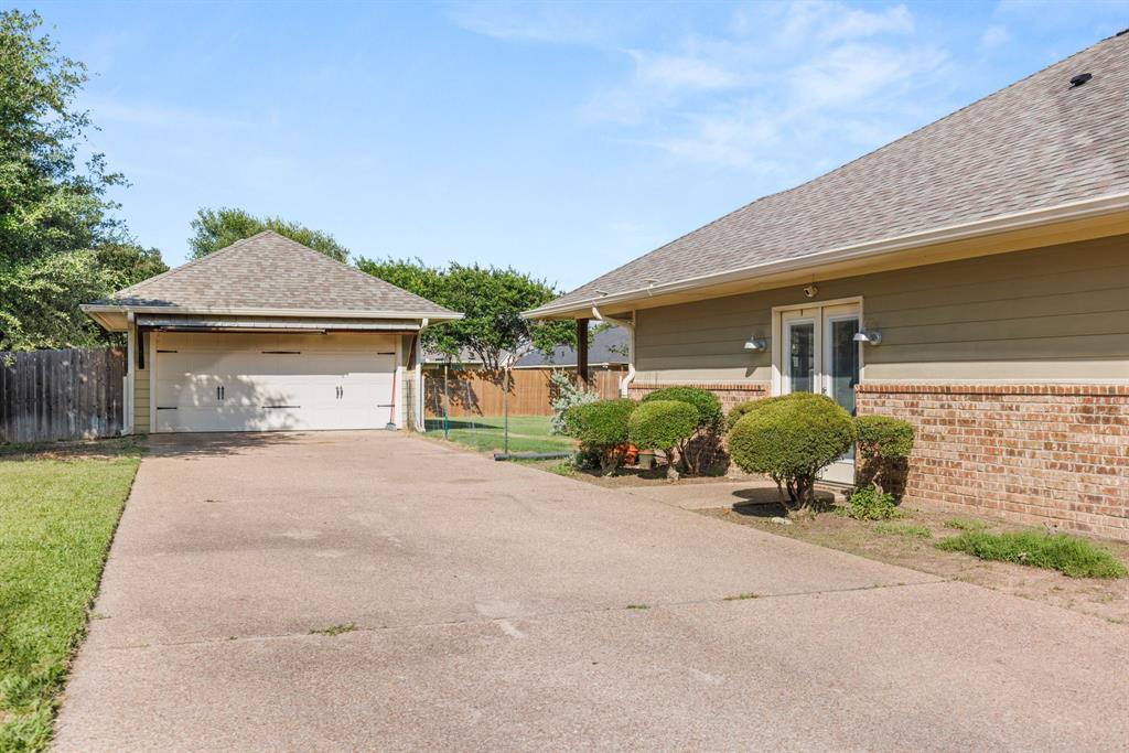 10609 Aquilla Trail Waco, TX 76708 - Photo 6 of 30