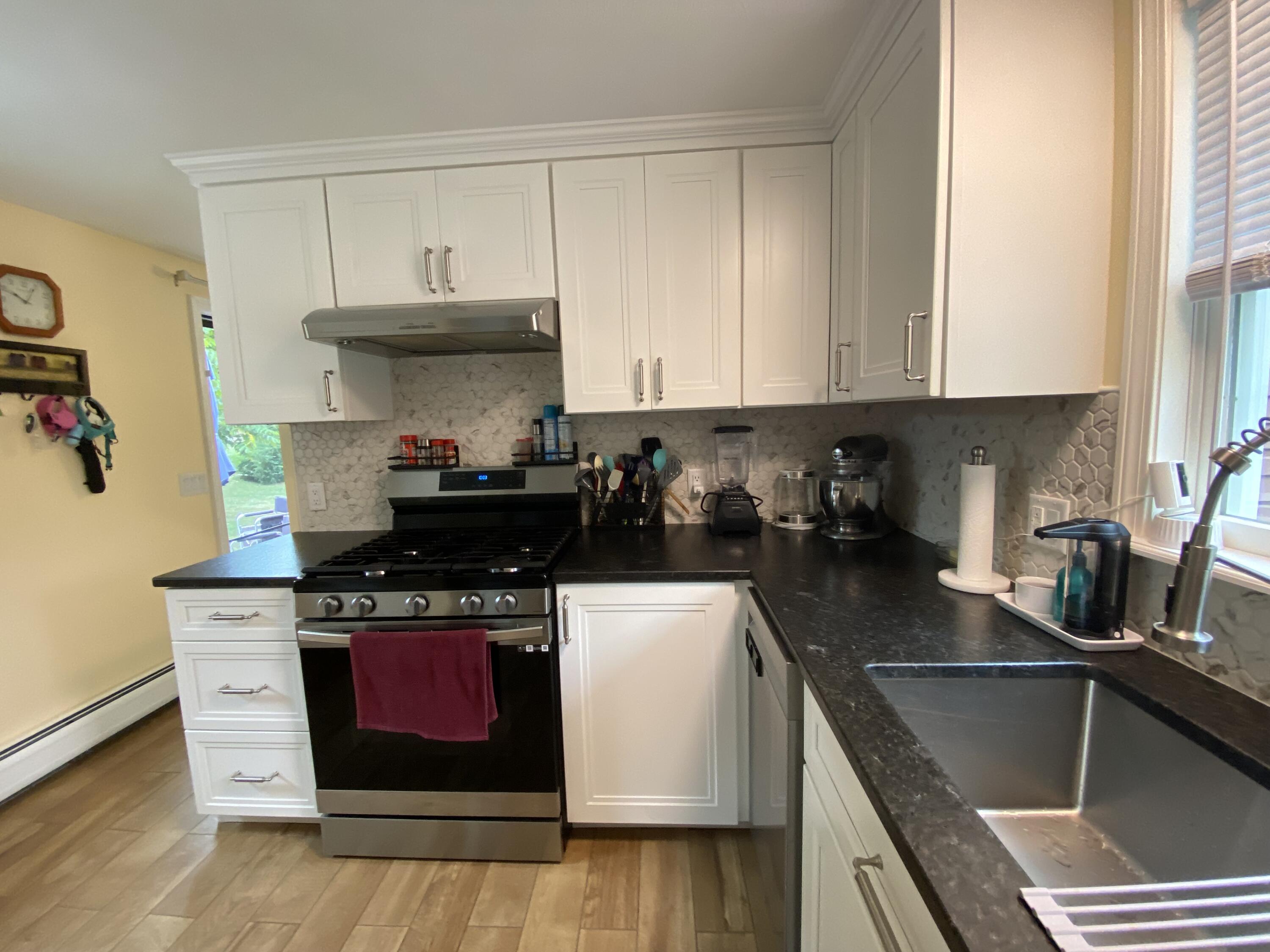 26 Cortland Circle, Unit 26 Bangor, ME 04401 - Photo 11 of 40 IMG_1967