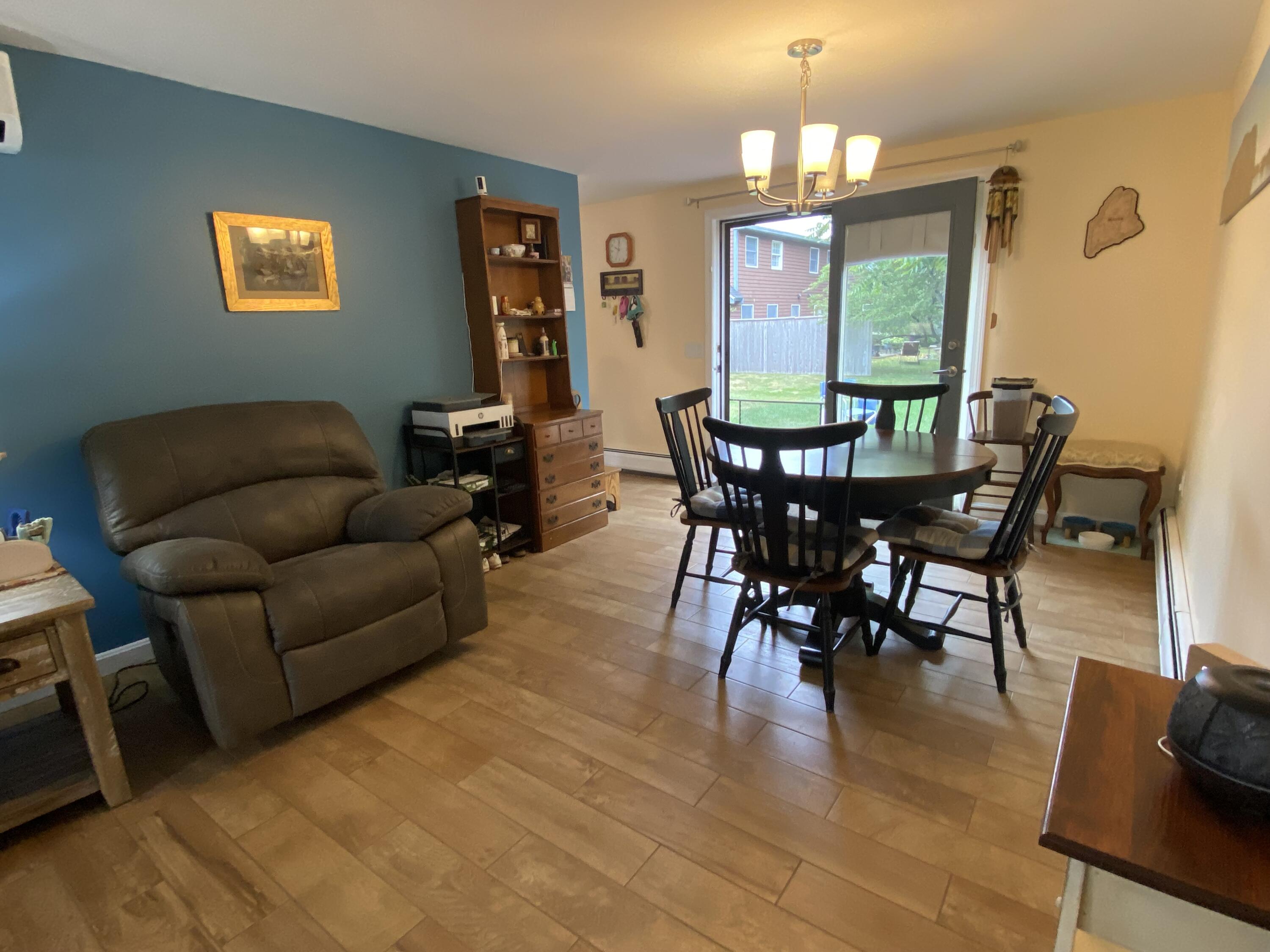 26 Cortland Circle, Unit 26 Bangor, ME 04401 - Photo 7 of 40 IMG_1963