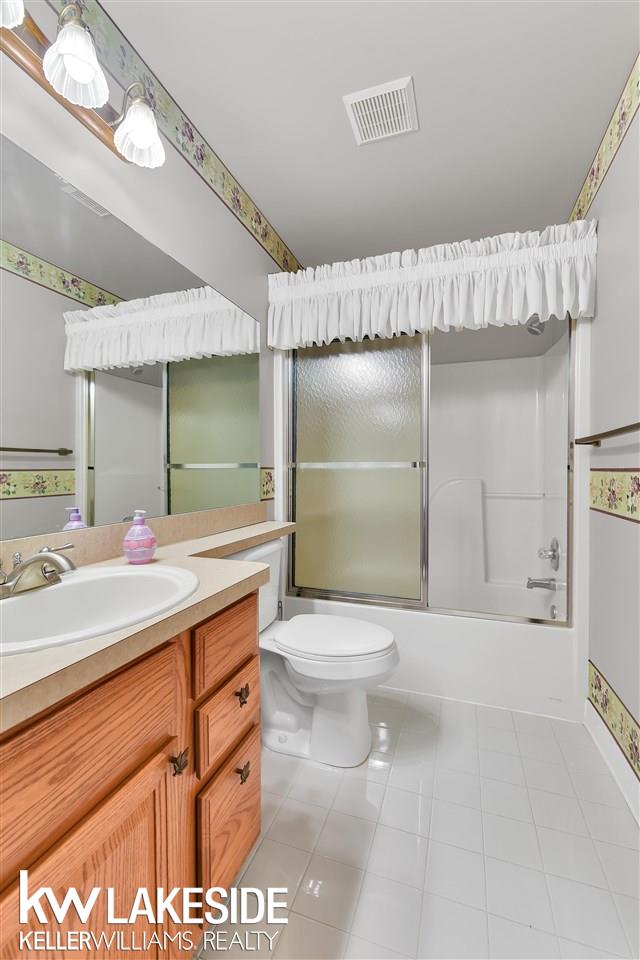 16251 Scenic, Unit 24 Clinton Township, MI 48038 - Photo 21 of 32