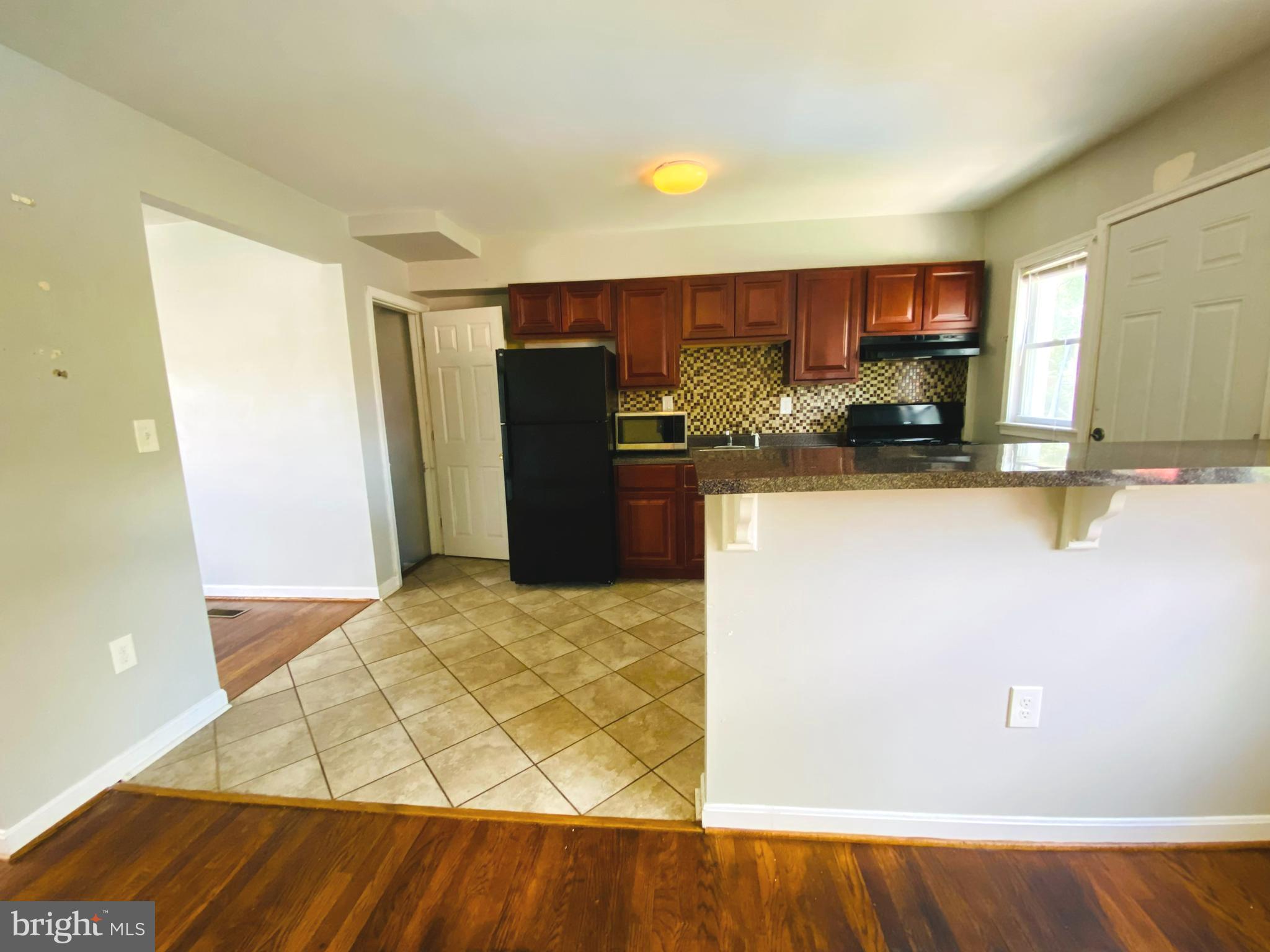 5914 Falkirk Road Baltimore, MD 21239 - Photo 3 of 21