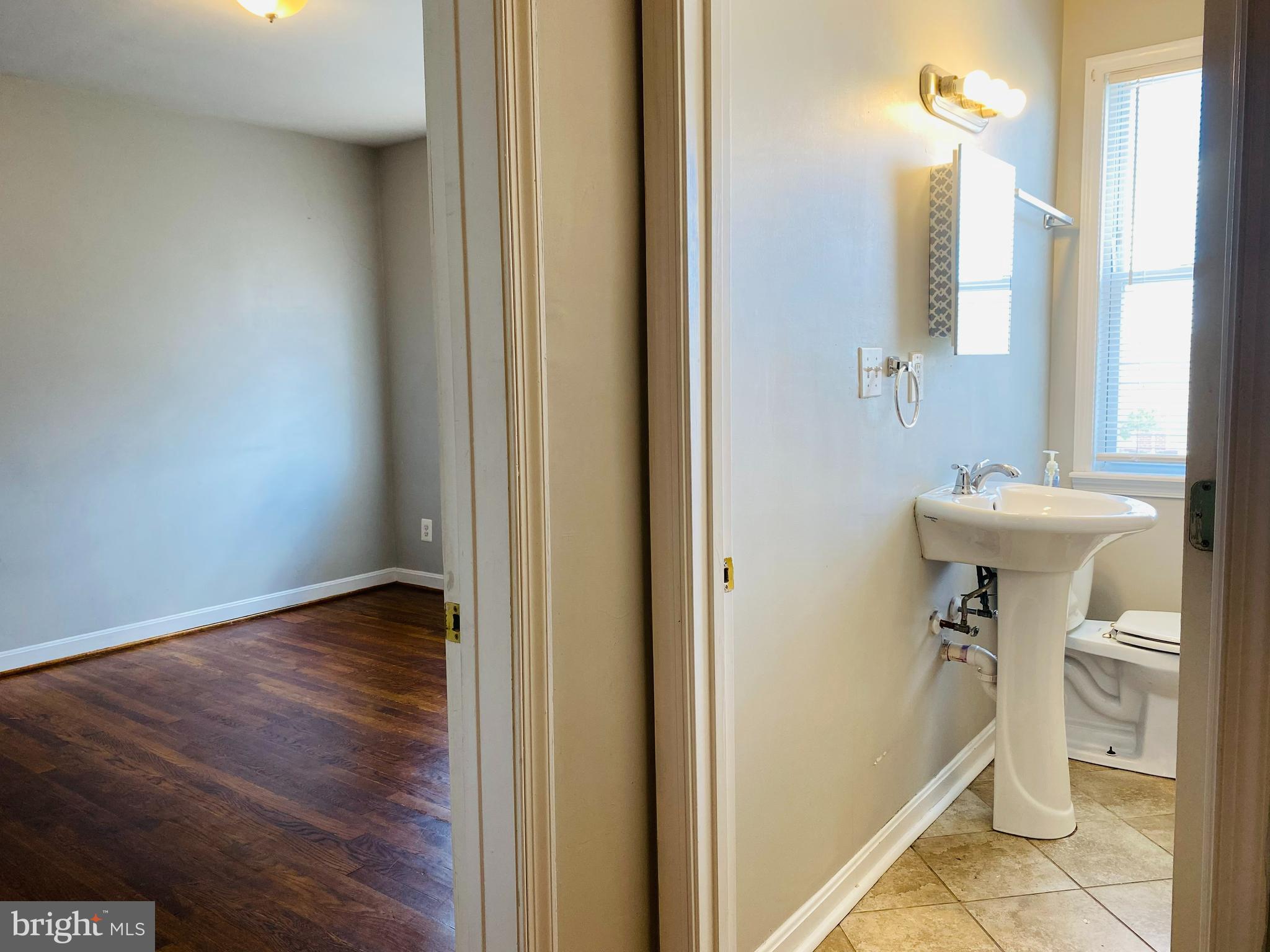 5914 Falkirk Road Baltimore, MD 21239 - Photo 10 of 21