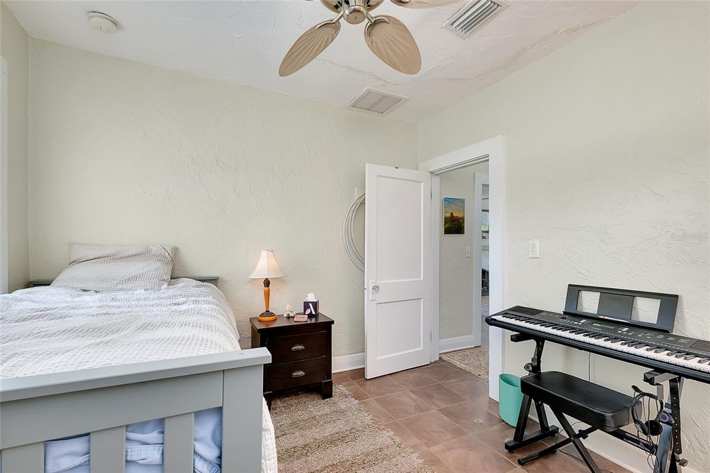 223 Palmetto Road West Nokomis, FL 34275 - Photo 43 of 100