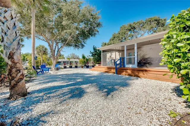 $587,500 | 223 Palmetto Road West, Nokomis, FL 34275
