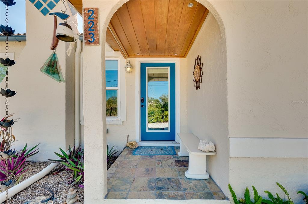 223 Palmetto Road West Nokomis, FL 34275 - Photo 7 of 100