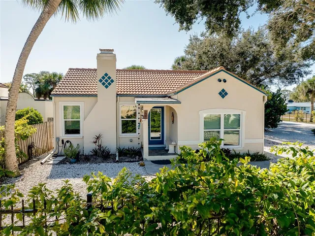 $587,500 | 223 Palmetto Road West, Nokomis, FL 34275