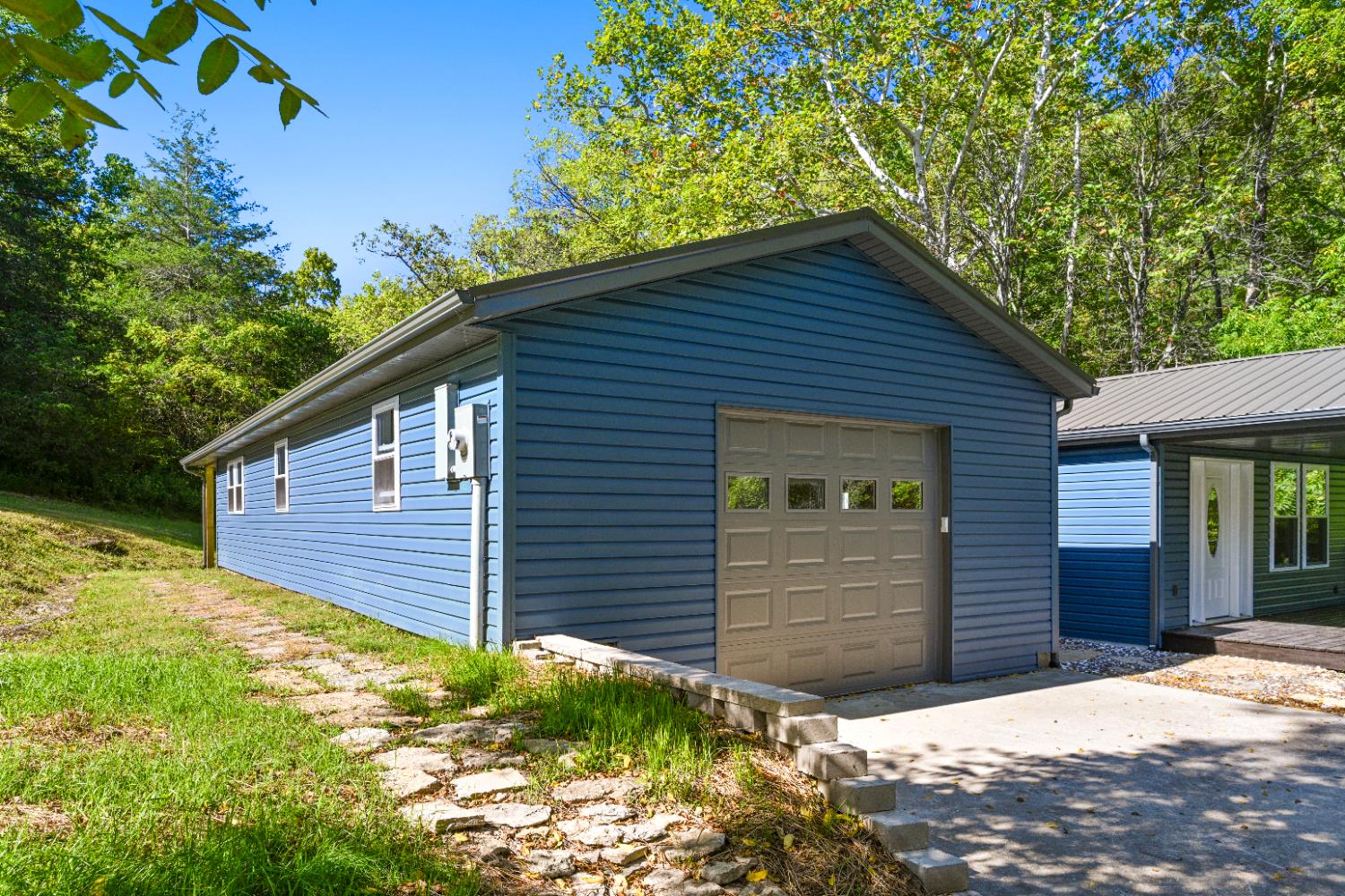 15407 Aberdeen Road Bennington, IN 47011 - Photo 4 of 48