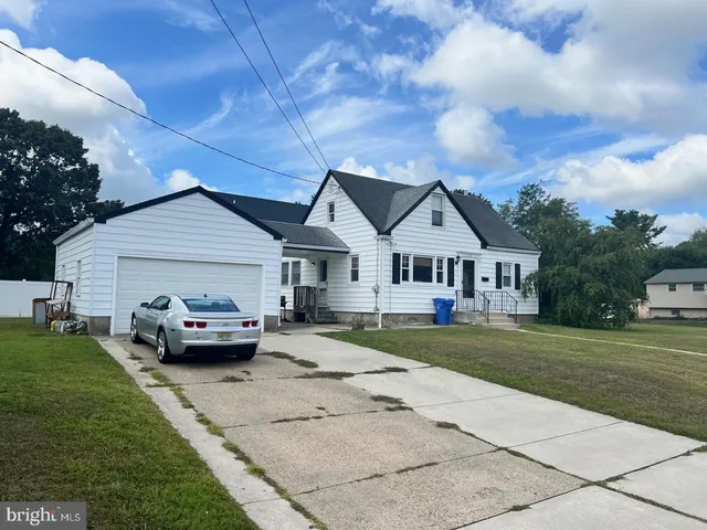 $2,800 | 122 Cornell Road, Glassboro, NJ 08028