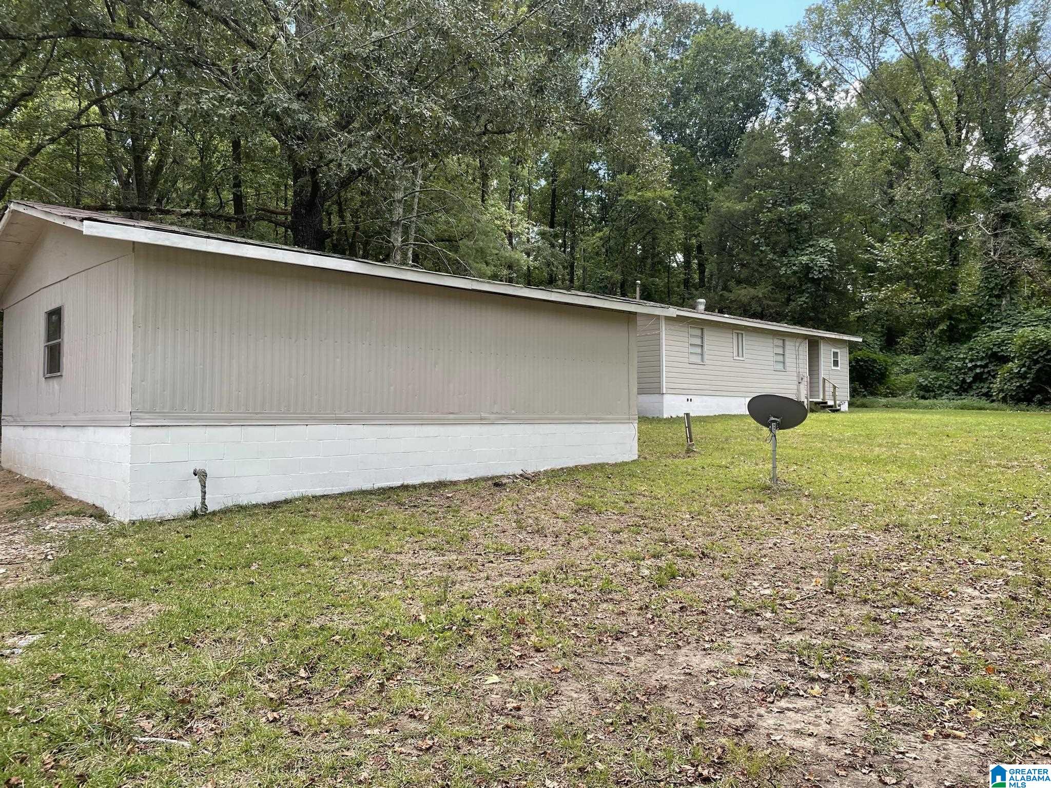300 Elm Street Southeast Leeds, AL 35094 - Photo 3 of 14