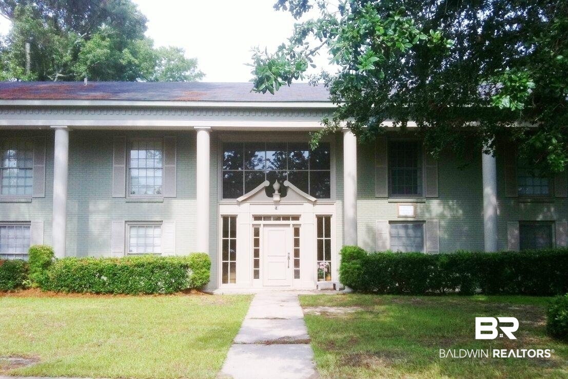 18 South Catherine Street, Unit 7 Mobile, AL 36604 - Photo 1 of 10
