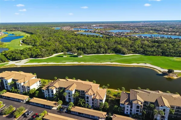 $299,000 | 17108 Vardon Terrace, Unit 103, Bradenton, FL 34211