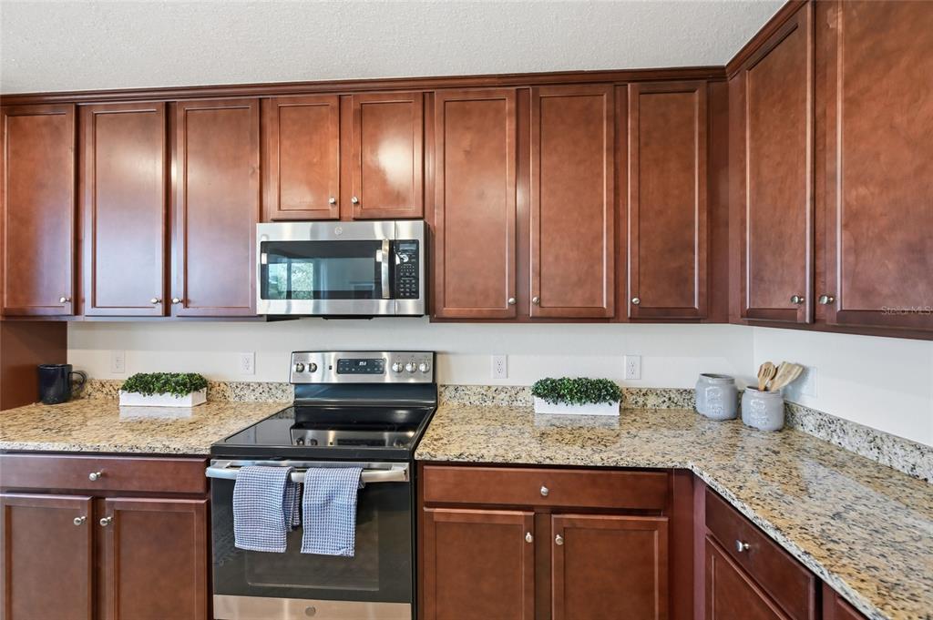 17108 Vardon Terrace, Unit 103 Lakewood Ranch, FL 34211 - Photo 12 of 62