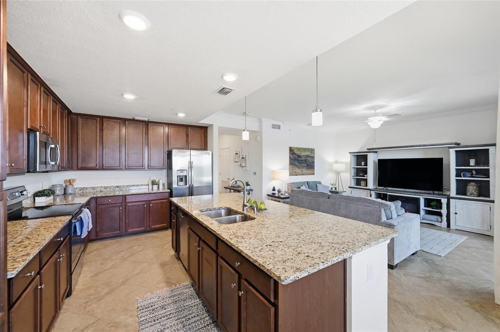 17108 Vardon Terrace, Unit 103 Lakewood Ranch, FL 34211 - Photo 16 of 62
