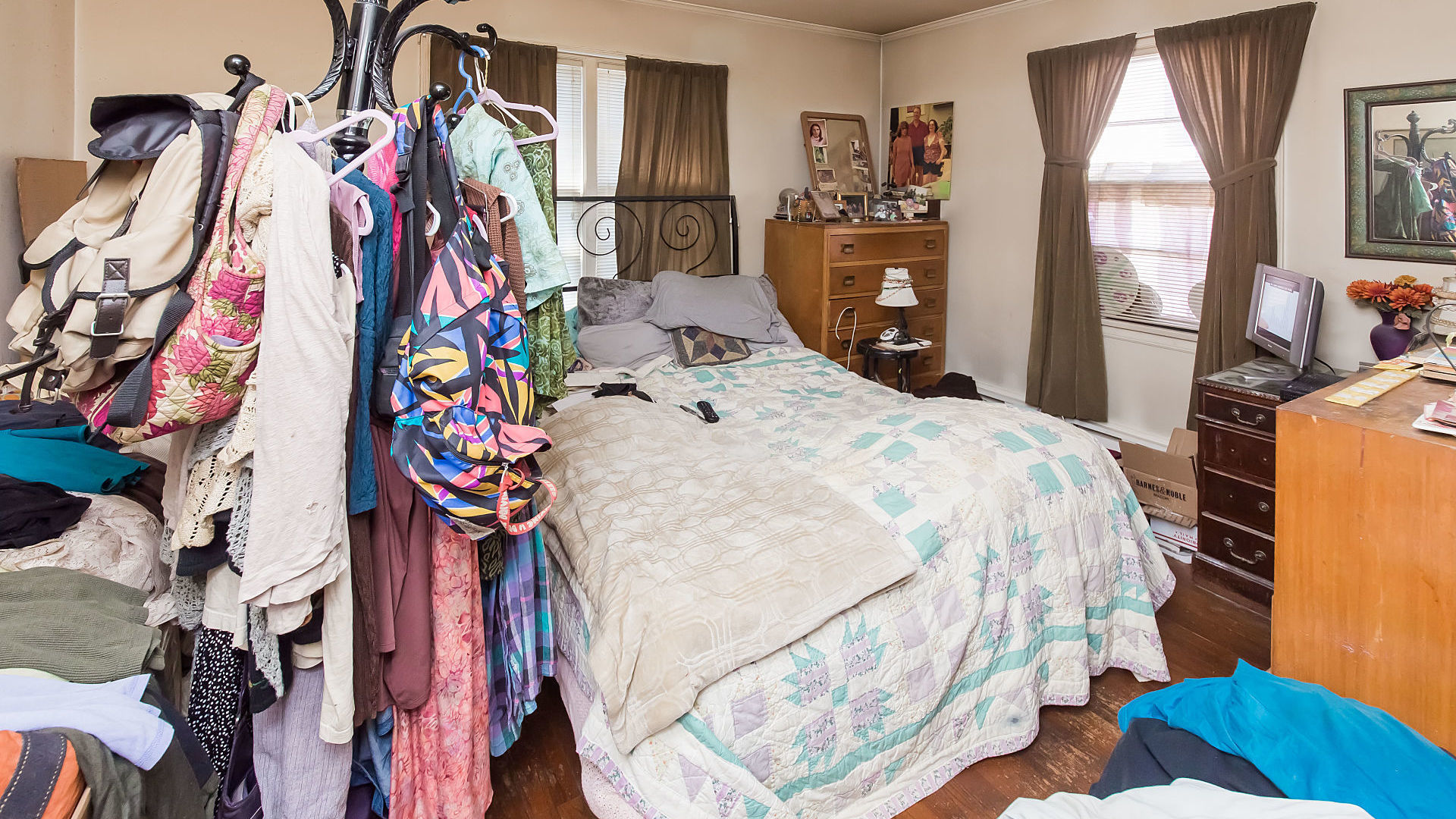 2203 Central Street, Unit 2 Evanston, IL 60201 - Photo 11 of 16