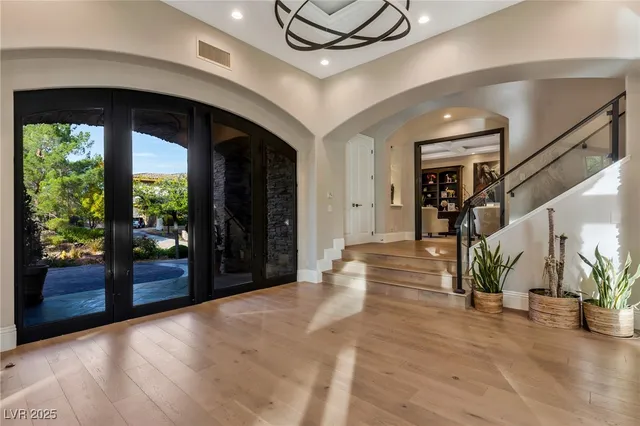 $9,990,000 | 5 Wood Creek Court, Las Vegas, NV 89141