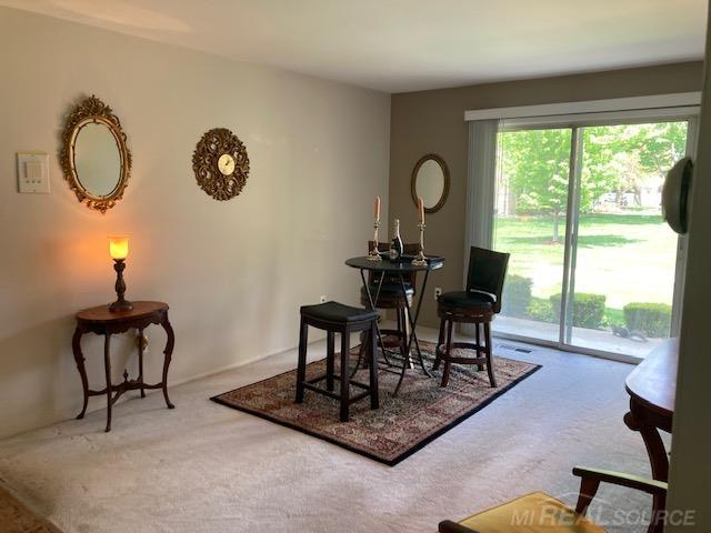 29217 Hayes Road, Unit 2 Warren, MI 48088 - Photo 5 of 26