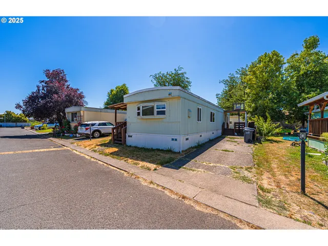 $73,000 | 1415 South Bertelsen Road, Unit 152, Eugene, OR 97402