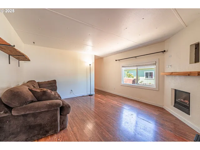 $73,000 | 1415 South Bertelsen Road, Unit 152, Eugene, OR 97402