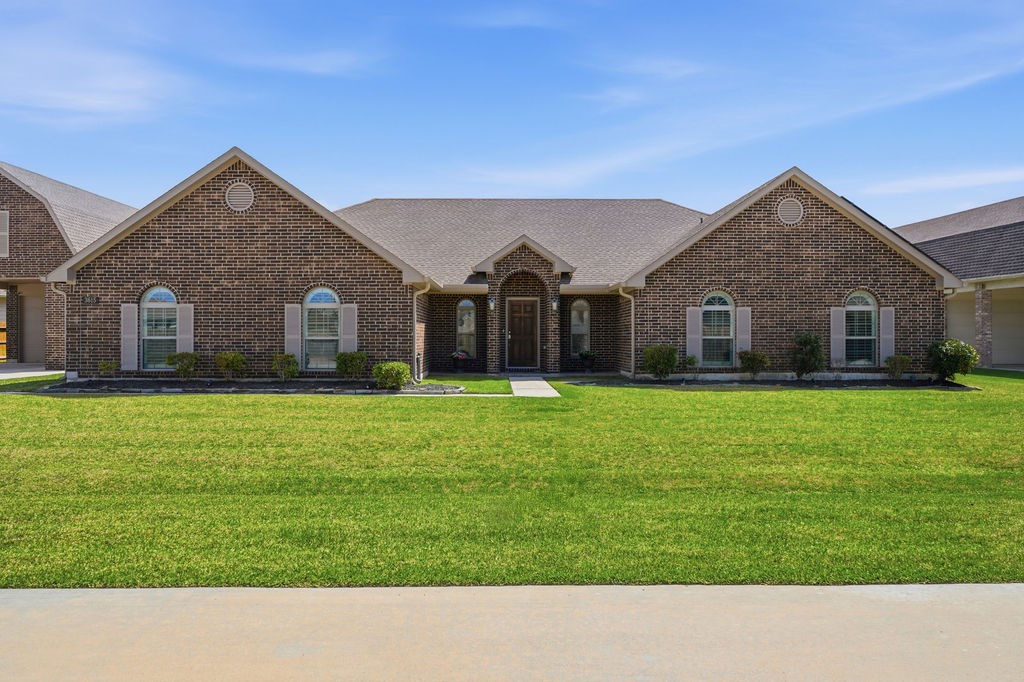 3615 East Cape Road League City, TX 77573 - Photo 3 of 50
