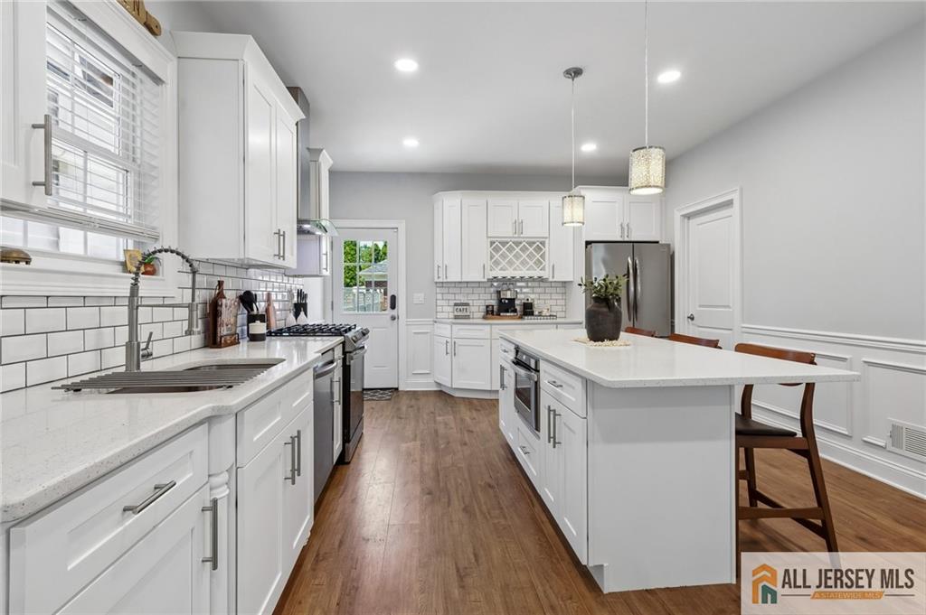 96 Gordon Street Perth Amboy, NJ 08861 - Photo 9 of 24