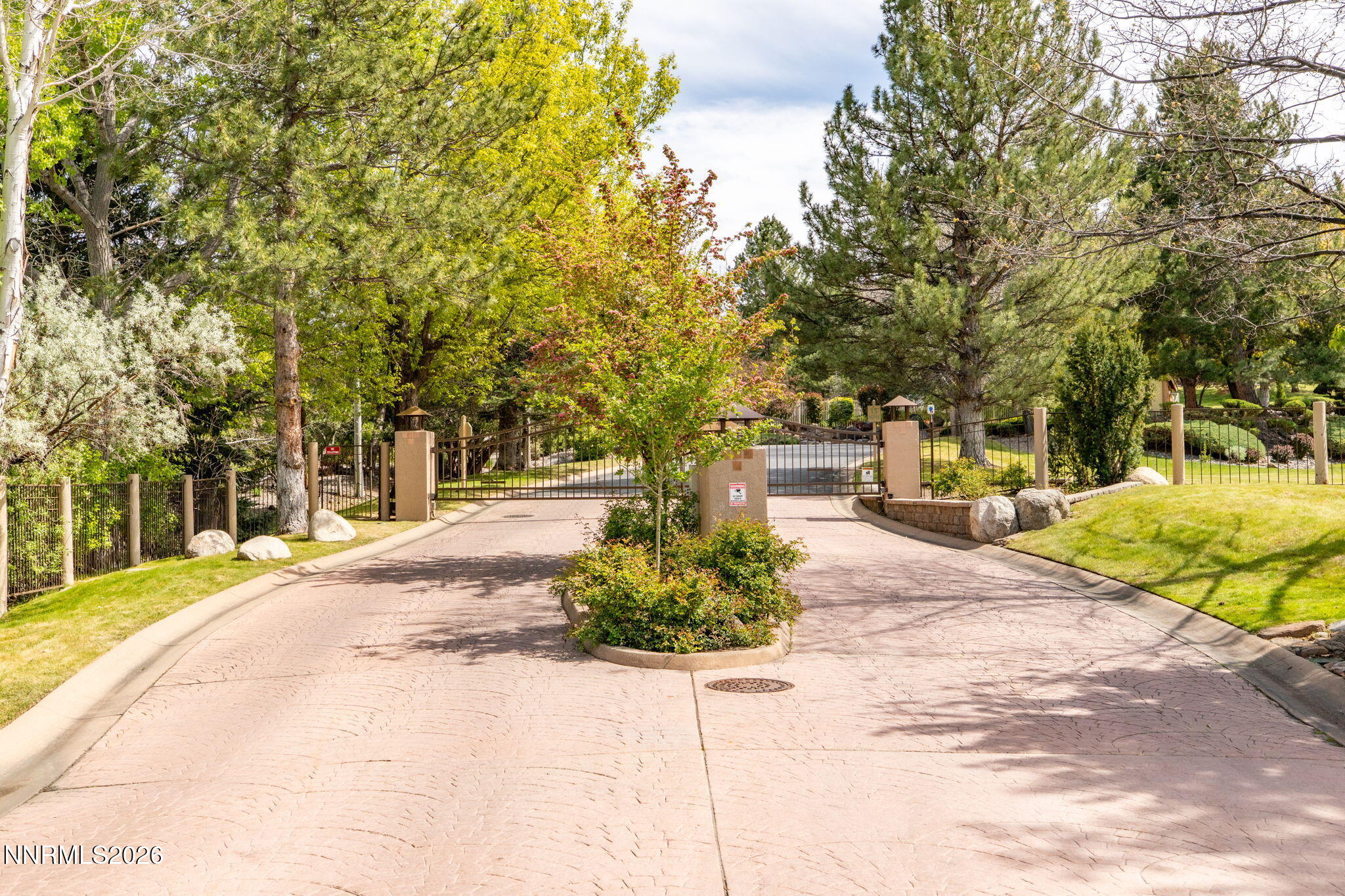 60 Promontory Pointe Reno, NV 89519 - Photo 5 of 18