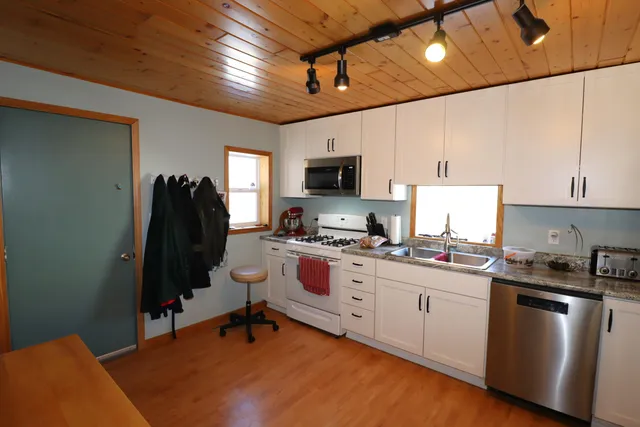 $229,900 | 1217 11th Avenue West, Ashland, WI 54806