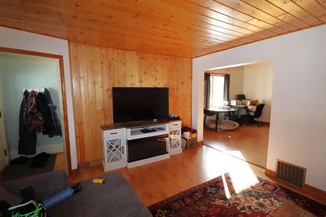 $229,900 | 1217 11th Avenue West, Ashland, WI 54806