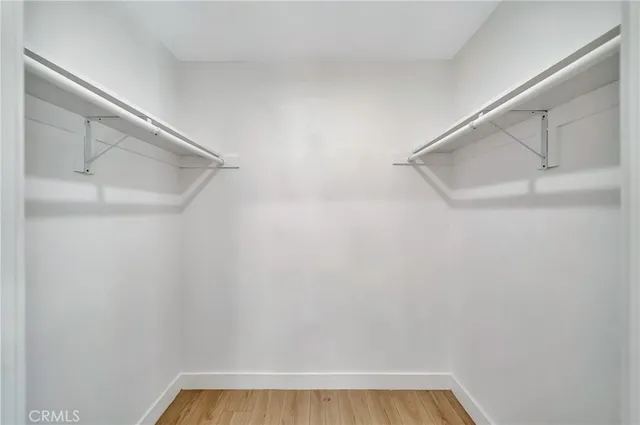 $1,299,000 | 19434 Calvert Street, Tarzana, CA 91335