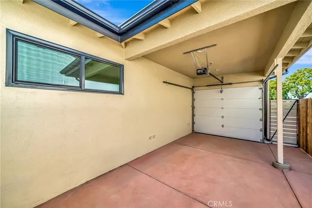 $1,299,000 | 19434 Calvert Street, Tarzana, CA 91335