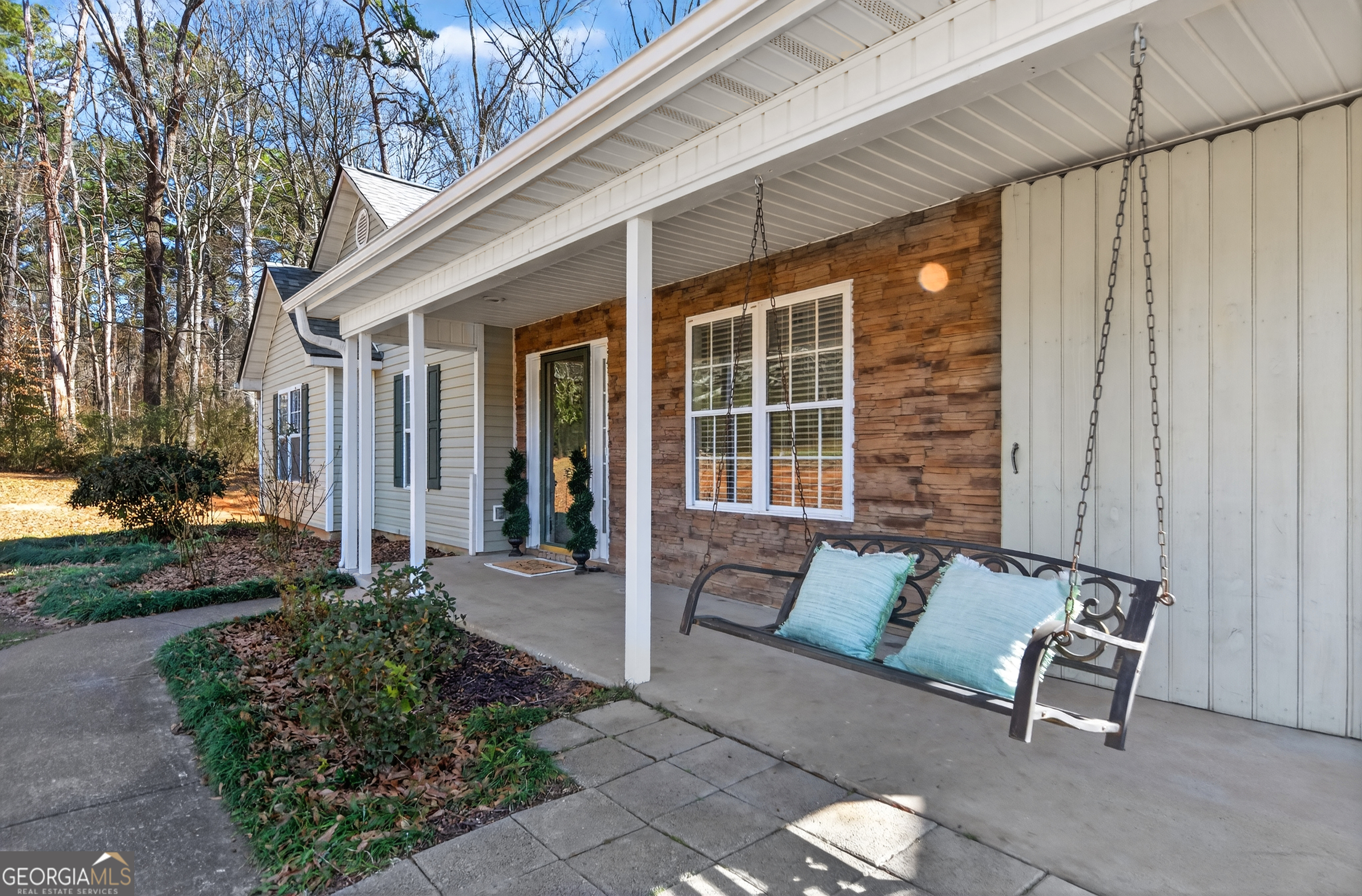 465 Cade Court Monroe, GA 30656 - Photo 2 of 42